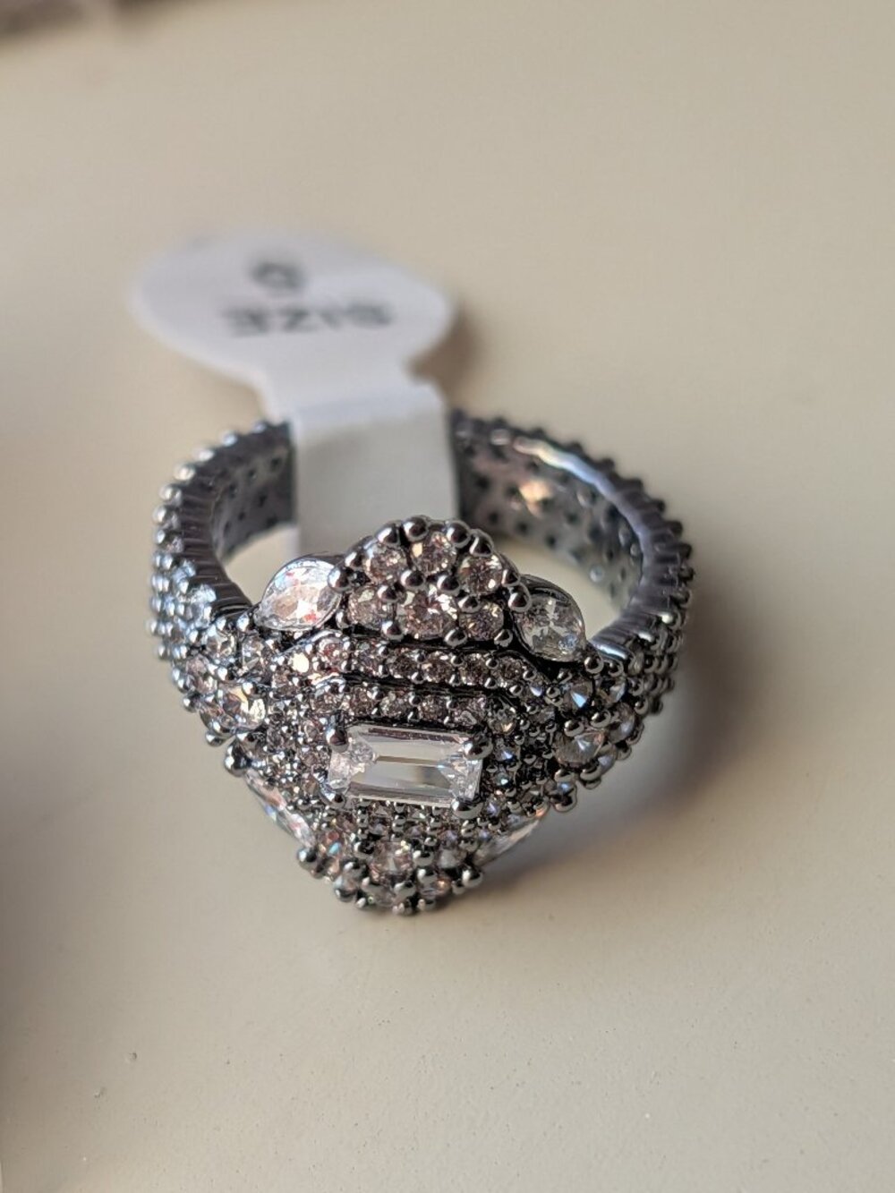 Bomb Party Size 5 Diamond CZ on Hematite plating
